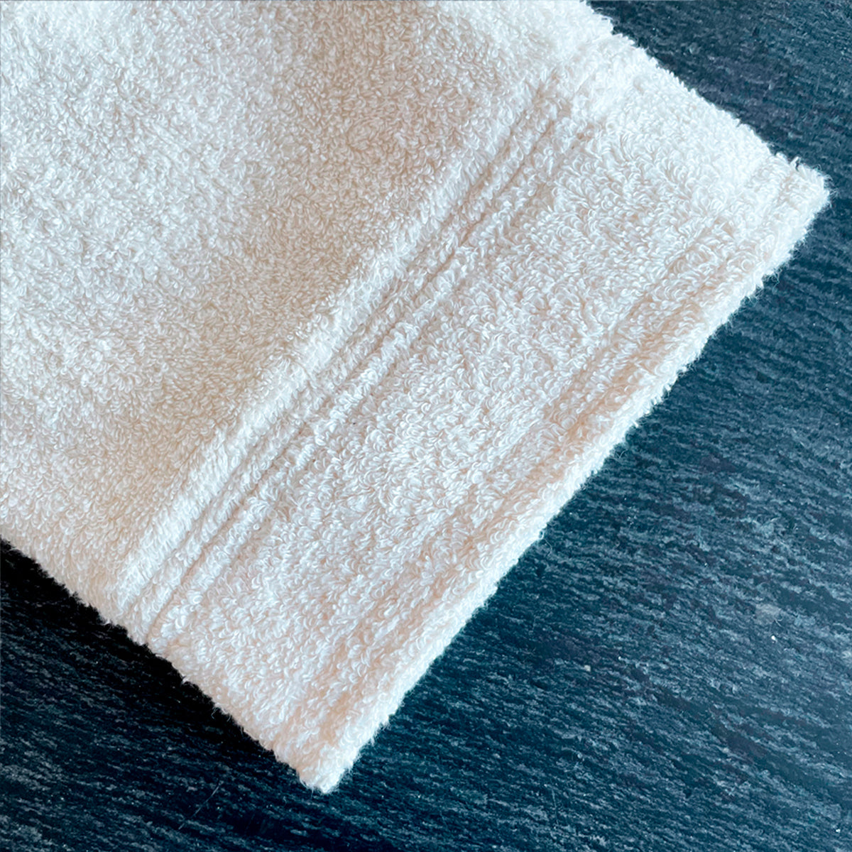 Hemp Copenhagen Co. Bathrobe 100% Hemp Natural White | Hospitality